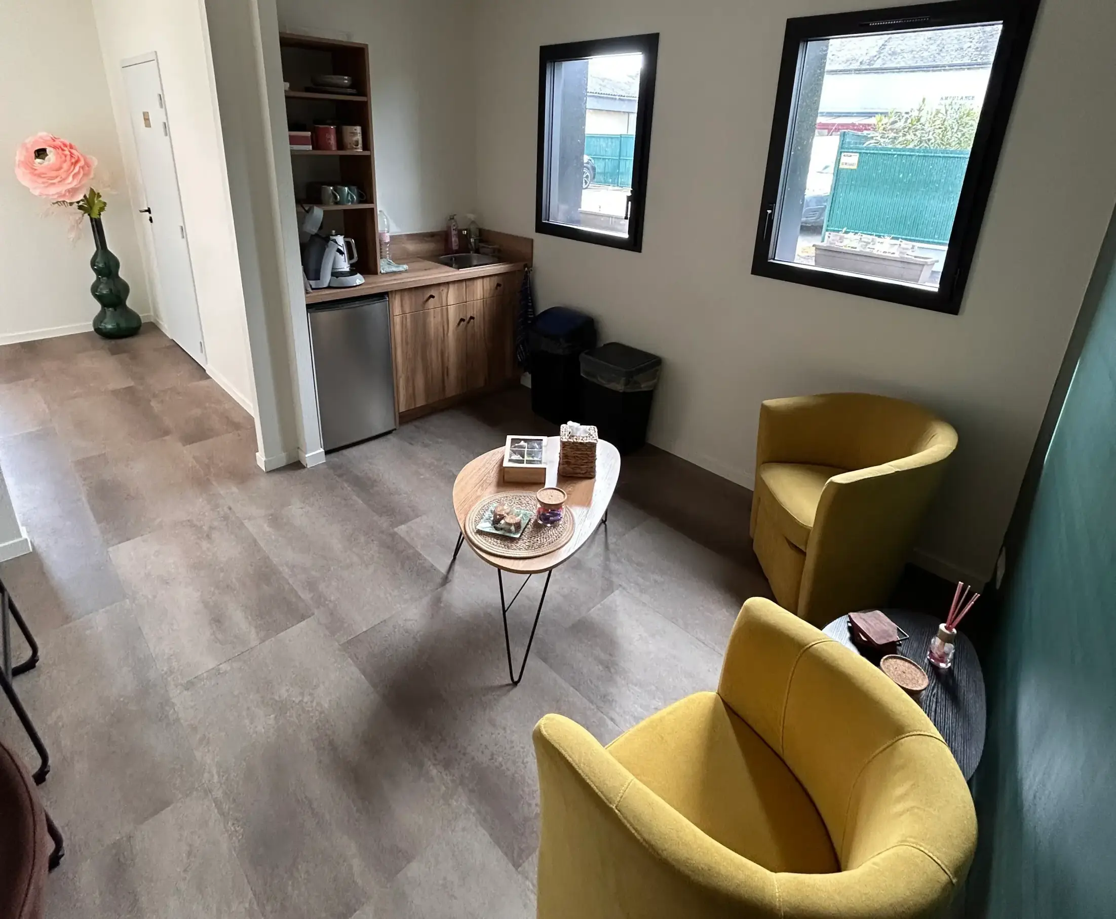 /medias/site/ollivier/Ollivier%20Malansac%20Mai%202026/Interieur-agence.webp